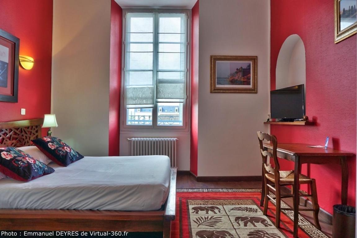 Queen Serenity Hotel Редон Экстерьер фото